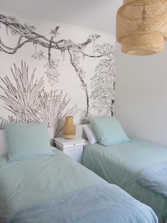 Appartement Les Cigales Rez De Jardin A 10Mn Des Plus Belles Plages Hyères Extérieur photo