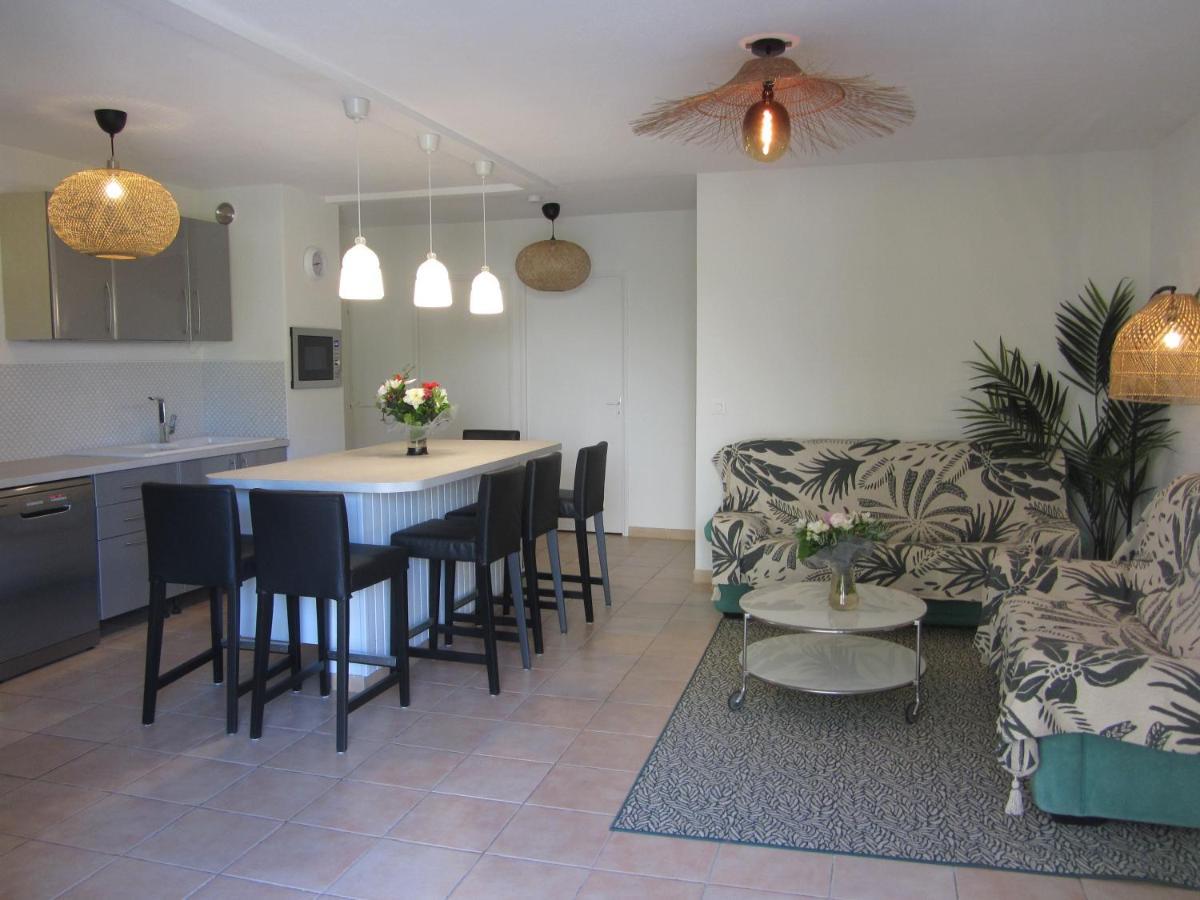 Appartement Les Cigales Rez De Jardin A 10Mn Des Plus Belles Plages Hyères Extérieur photo
